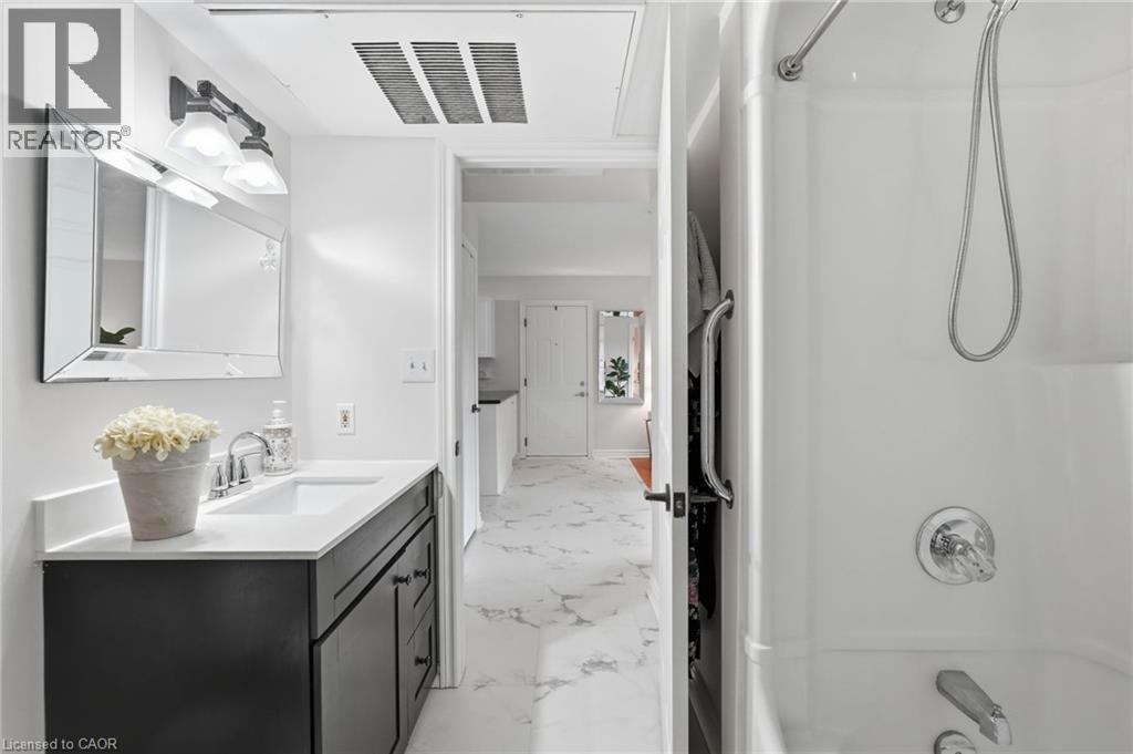 2030 Cleaver Avenue Unit# 322, Burlington, Ontario  L7M 4C3 - Photo 14 - 40857301