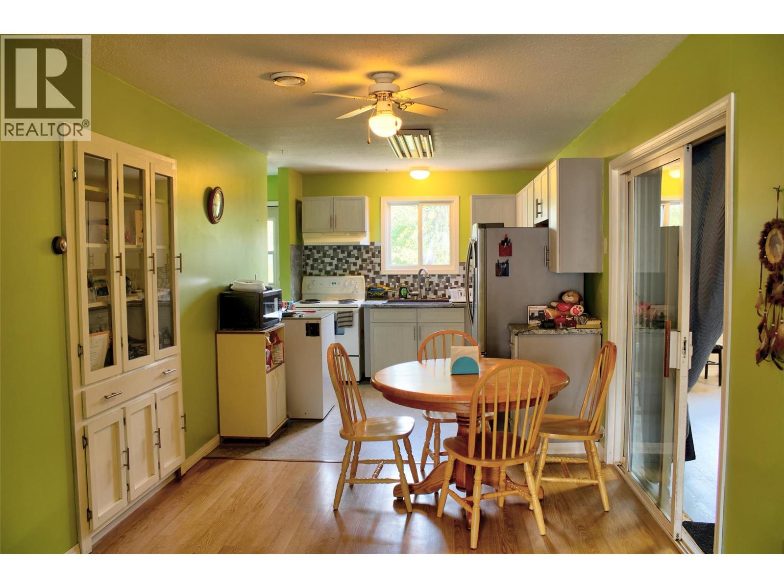 2860 Willowdale Drive, Armstrong, British Columbia  V4Y 0H2 - Photo 6 - 10396195