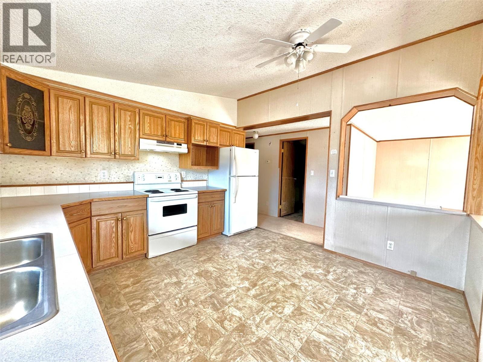 908 Blakeborough Avenue, Keremeos, British Columbia  V0X 1N2 - Photo 14 - 10397342