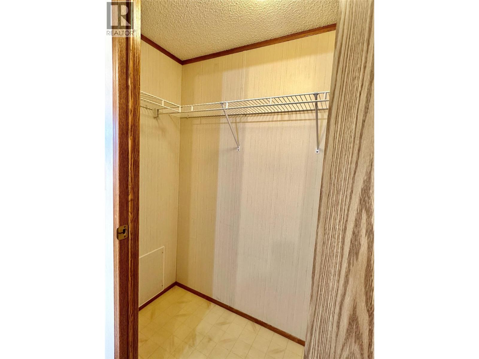 908 Blakeborough Avenue, Keremeos, British Columbia  V0X 1N2 - Photo 39 - 10397342