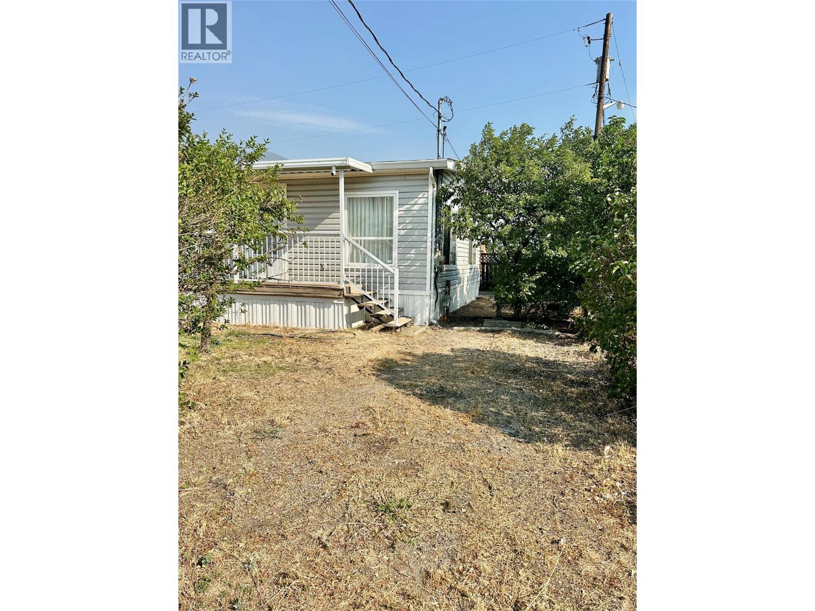 908 Blakeborough Avenue, Keremeos, British Columbia  V0X 1N2 - Photo 3 - 10397342