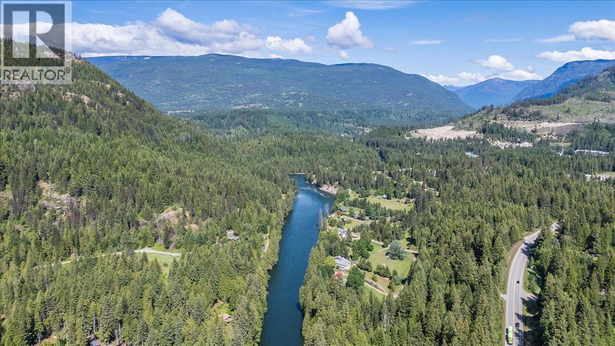 2621 3a Highway, Castlegar, British Columbia  V1N 4P5 - Photo 18 - 10398006