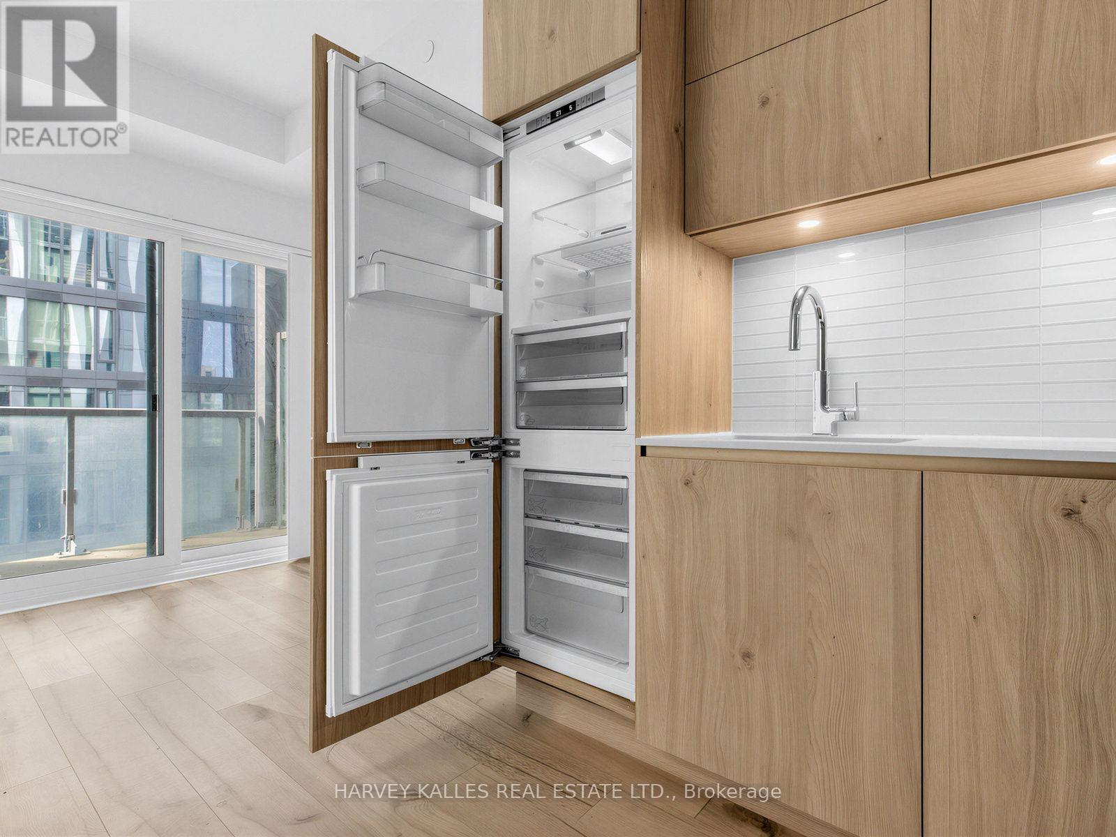 912 - 1 Yorkville Avenue, Toronto, Ontario  M4W 0B1 - Photo 12 - C13707008