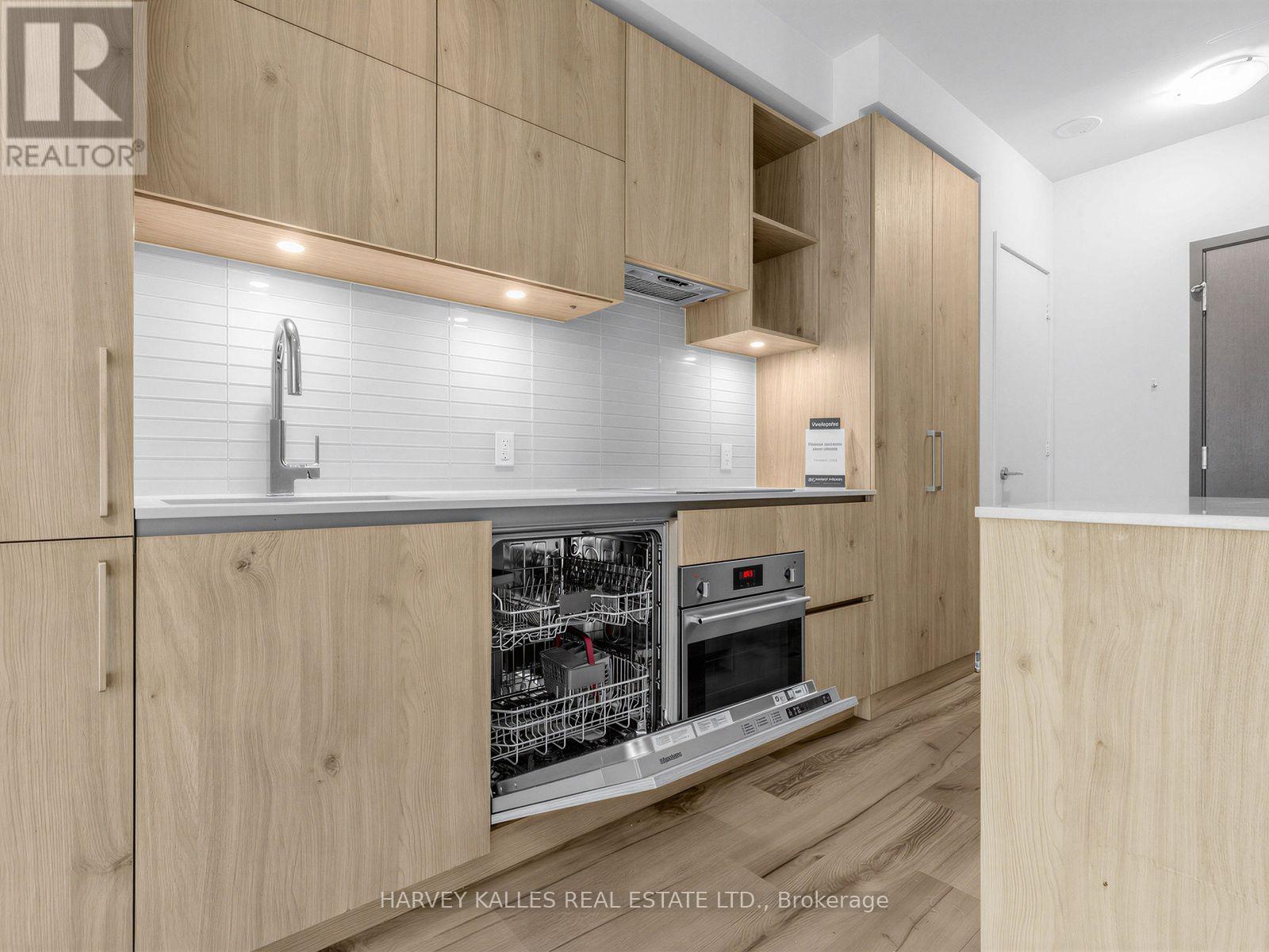 912 - 1 Yorkville Avenue, Toronto, Ontario  M4W 0B1 - Photo 13 - C13707008