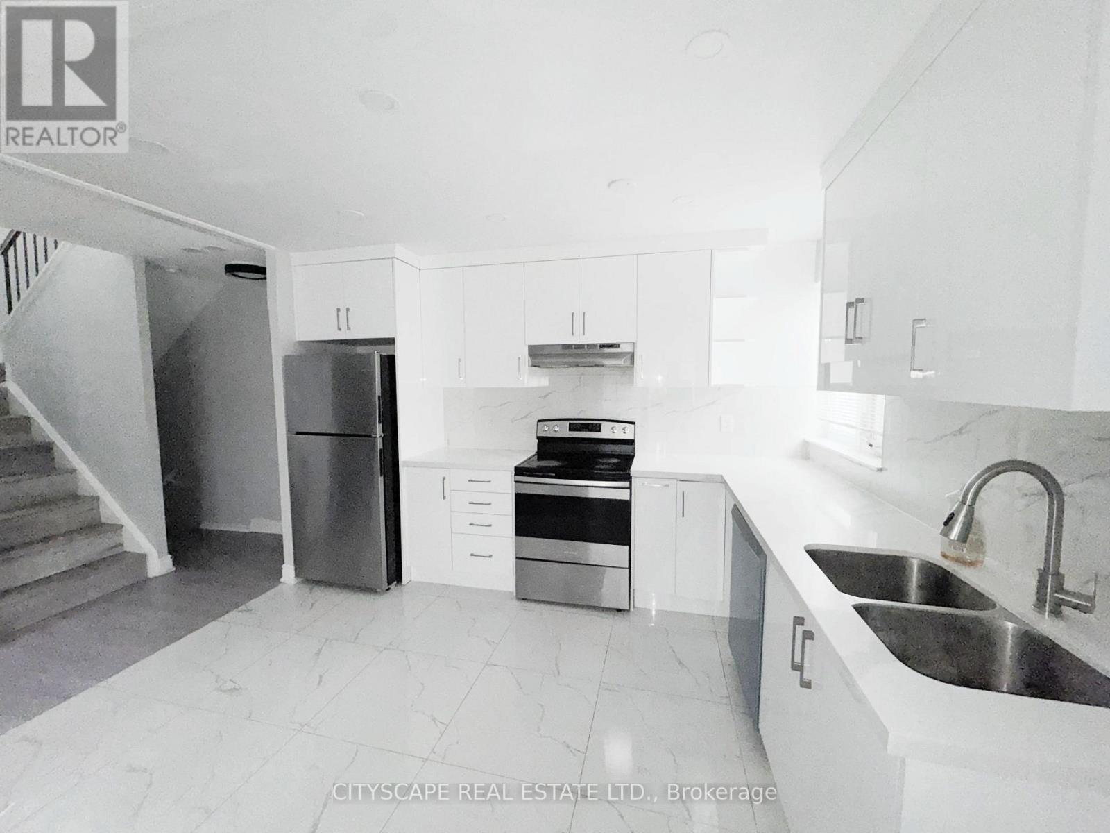 192 - 1055 Dundas Street E, Mississauga, Ontario  L4Y 3X6 - Photo 4 - W13707090