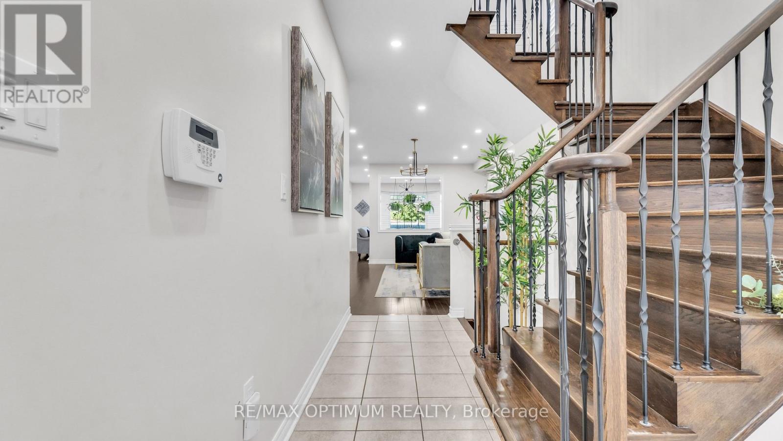 3 Gosling Street, Brampton, Ontario L6Y 0V2 - Photo 5 - W13707092