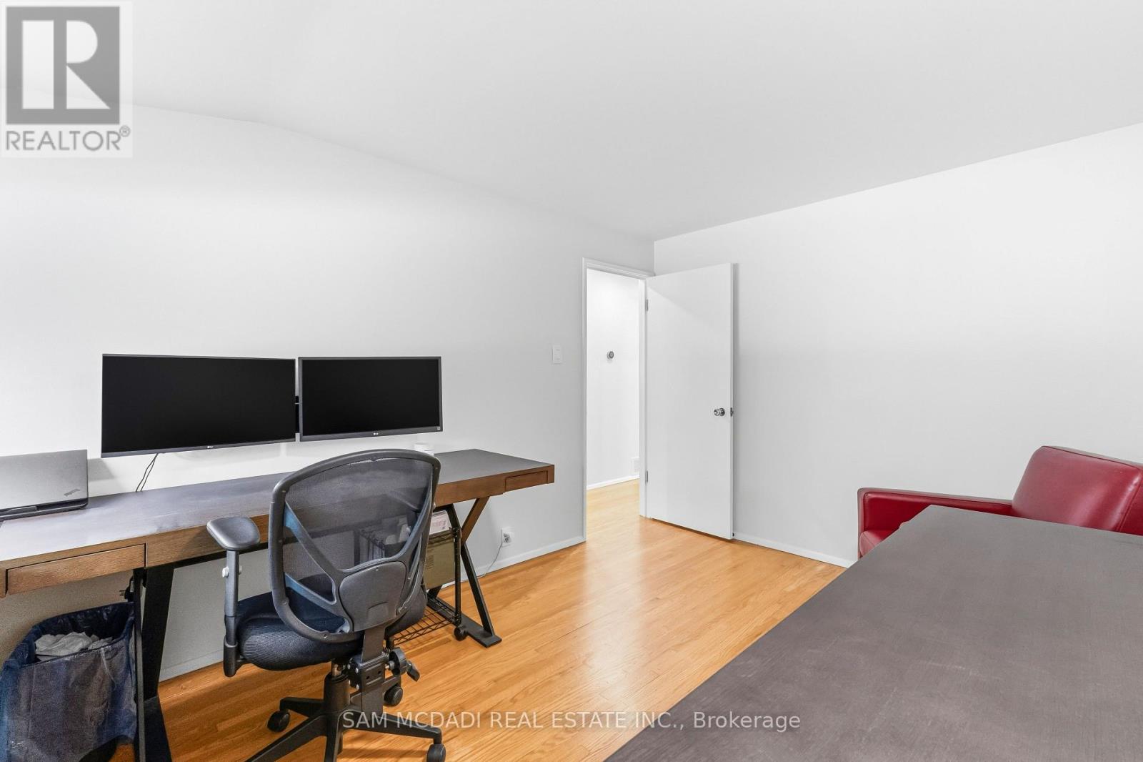 1911 Delaney Drive, Mississauga, Ontario  L5J 3L2 - Photo 19 - W13707168