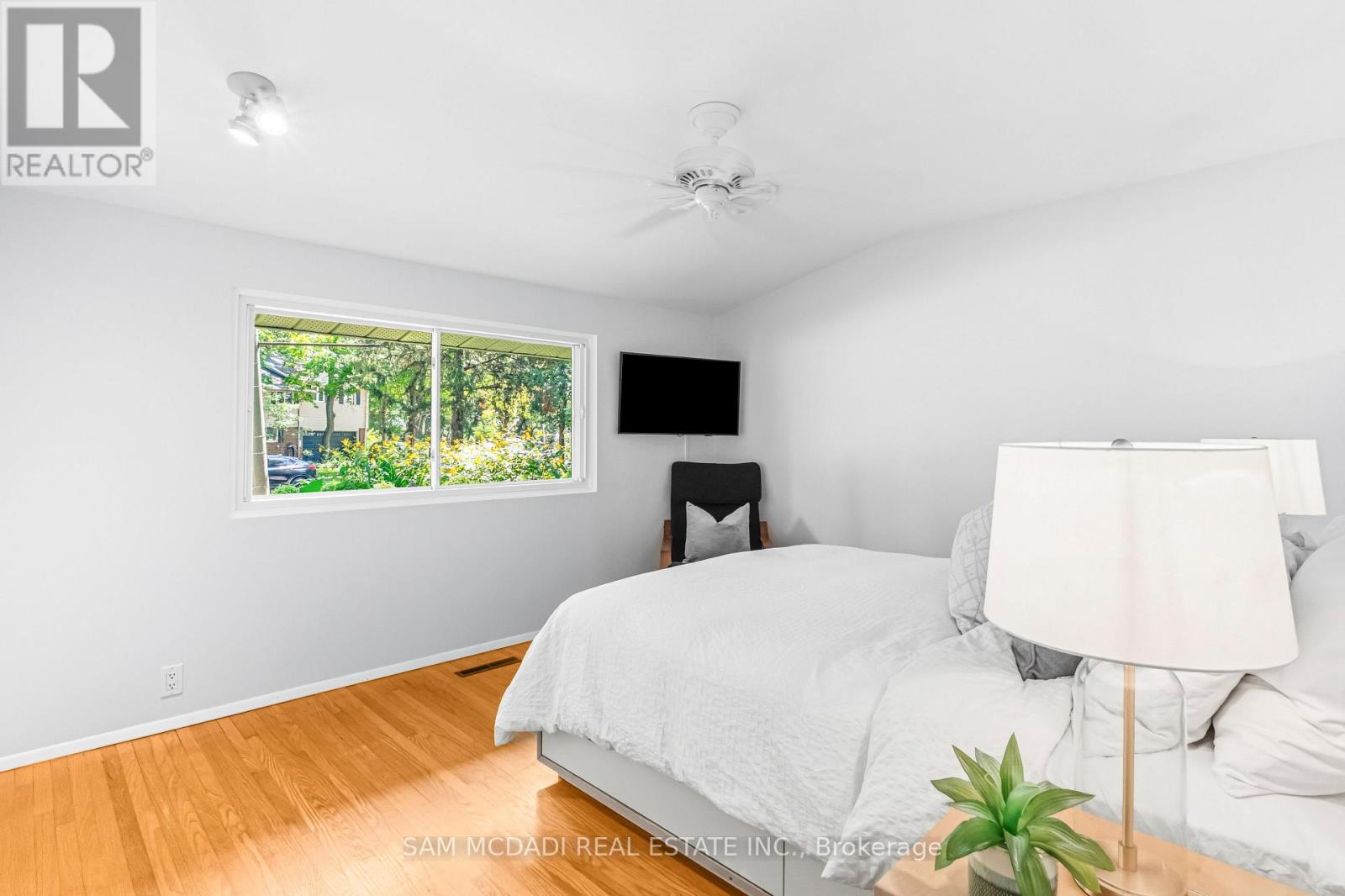 1911 Delaney Drive, Mississauga, Ontario  L5J 3L2 - Photo 22 - W13707168