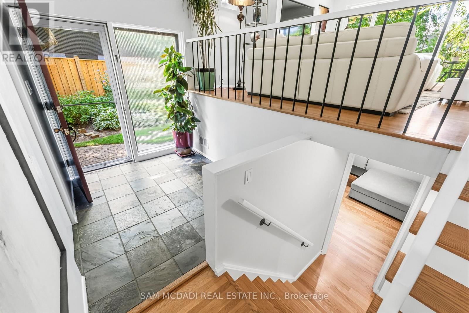 1911 Delaney Drive, Mississauga, Ontario  L5J 3L2 - Photo 23 - W13707168