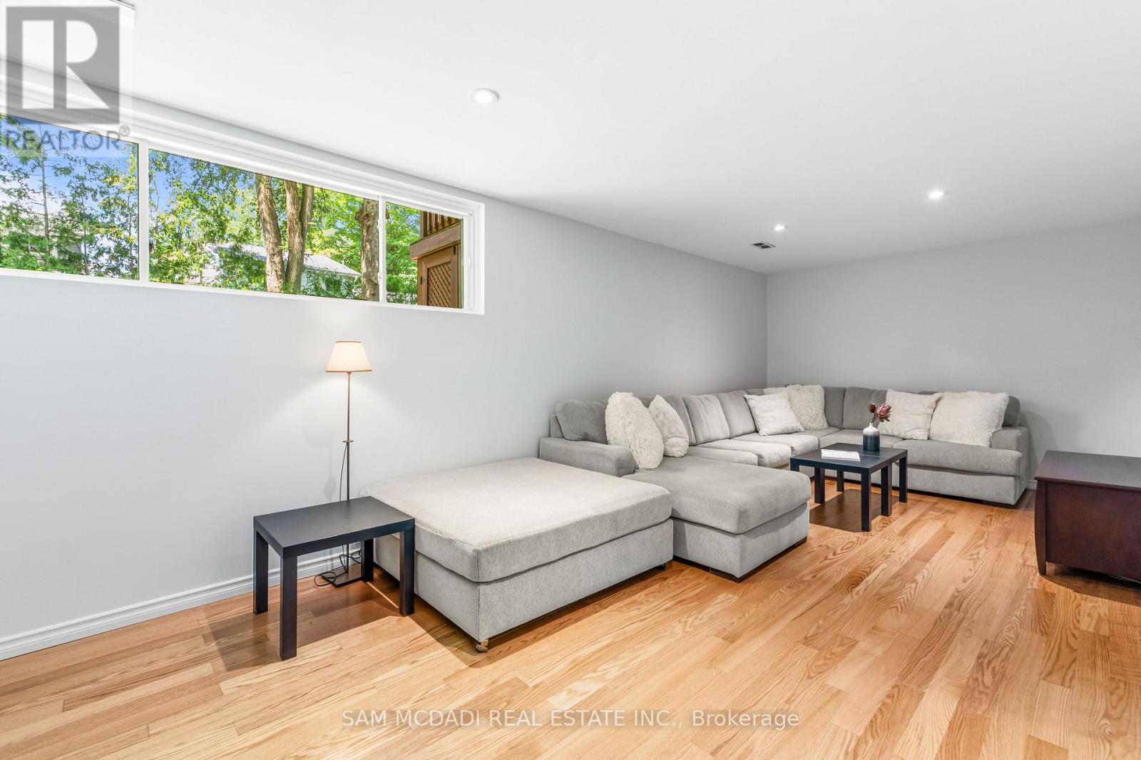 1911 Delaney Drive, Mississauga, Ontario  L5J 3L2 - Photo 25 - W13707168