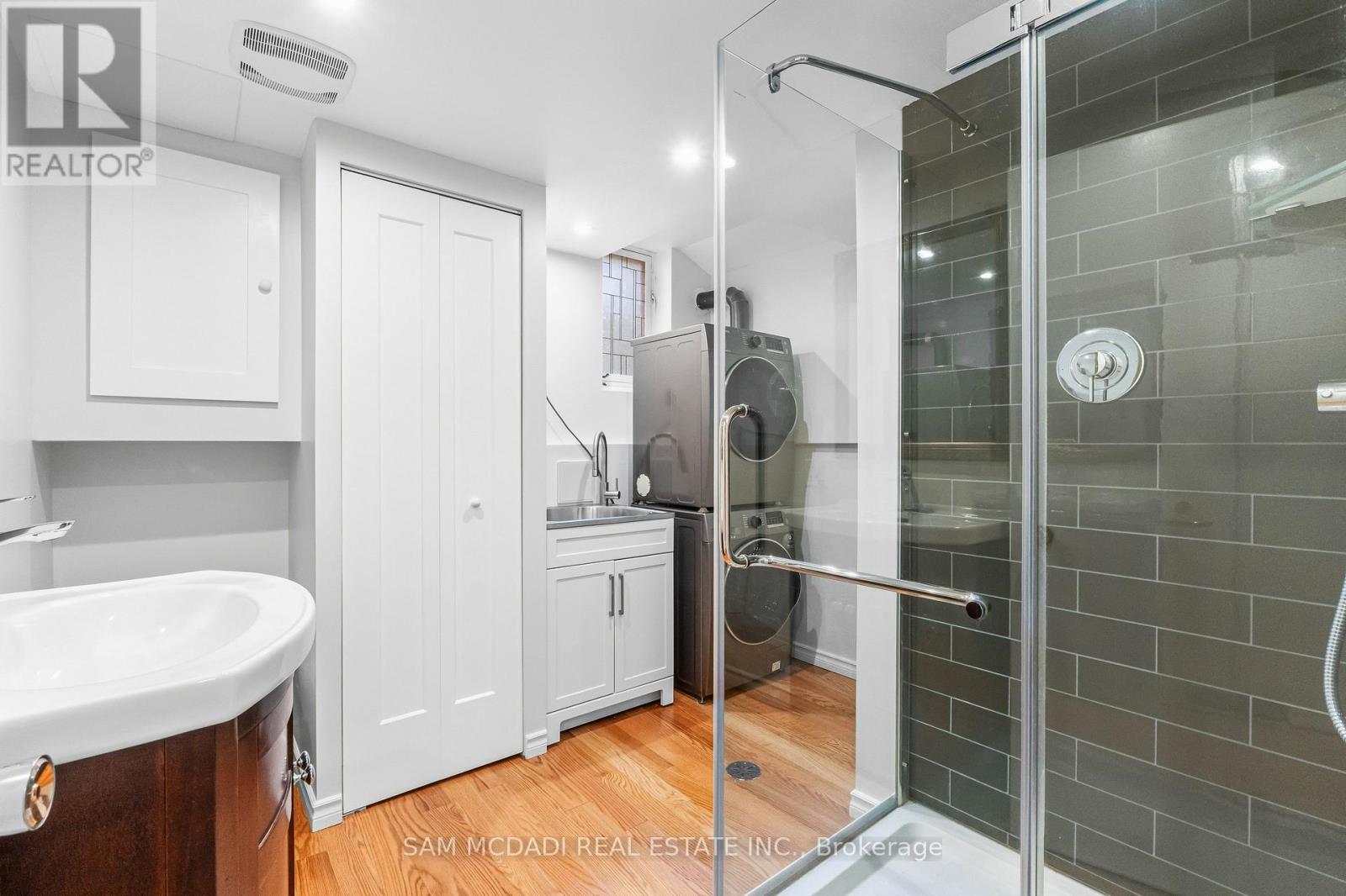 1911 Delaney Drive, Mississauga, Ontario  L5J 3L2 - Photo 26 - W13707168