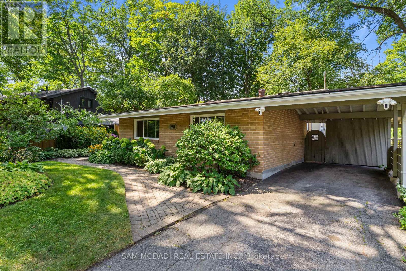 1911 Delaney Drive, Mississauga, Ontario  L5J 3L2 - Photo 31 - W13707168