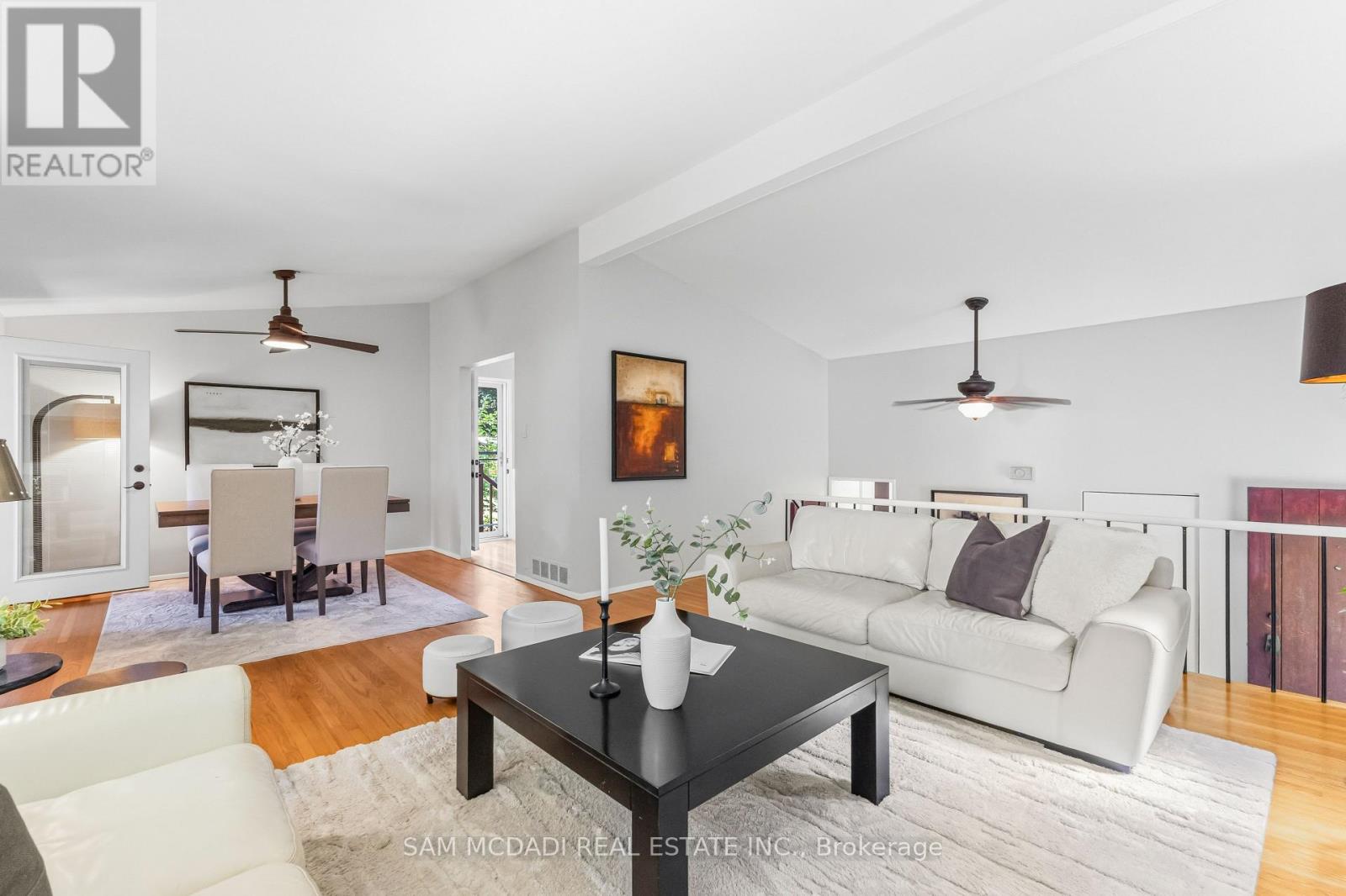 1911 Delaney Drive, Mississauga, Ontario  L5J 3L2 - Photo 6 - W13707168