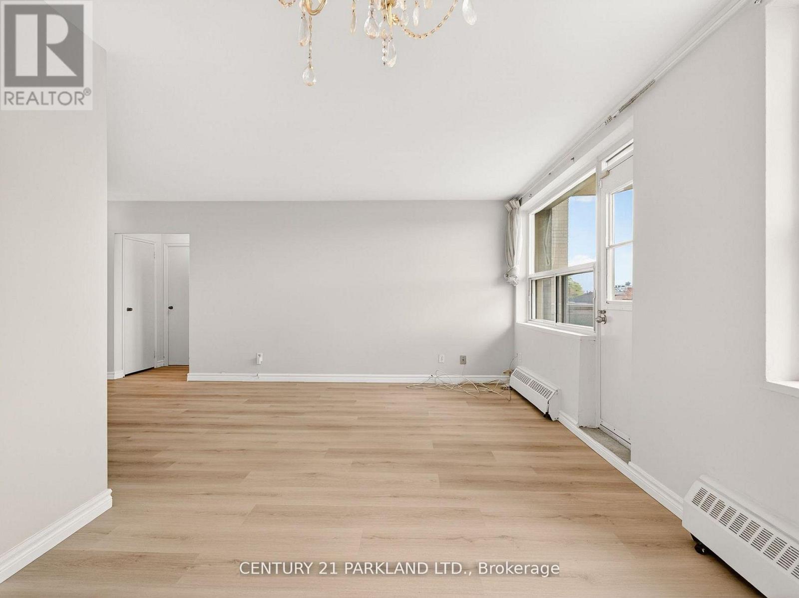 202 - 2961 Dufferin Street, Toronto, Ontario  M6B 3T2 - Photo 14 - W13707200