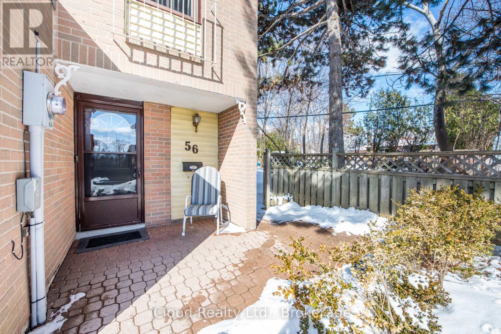56 - 46 Dearbourne Boulevard, Brampton, Ontario  L6T 1J7 - Photo 3 - W12829660