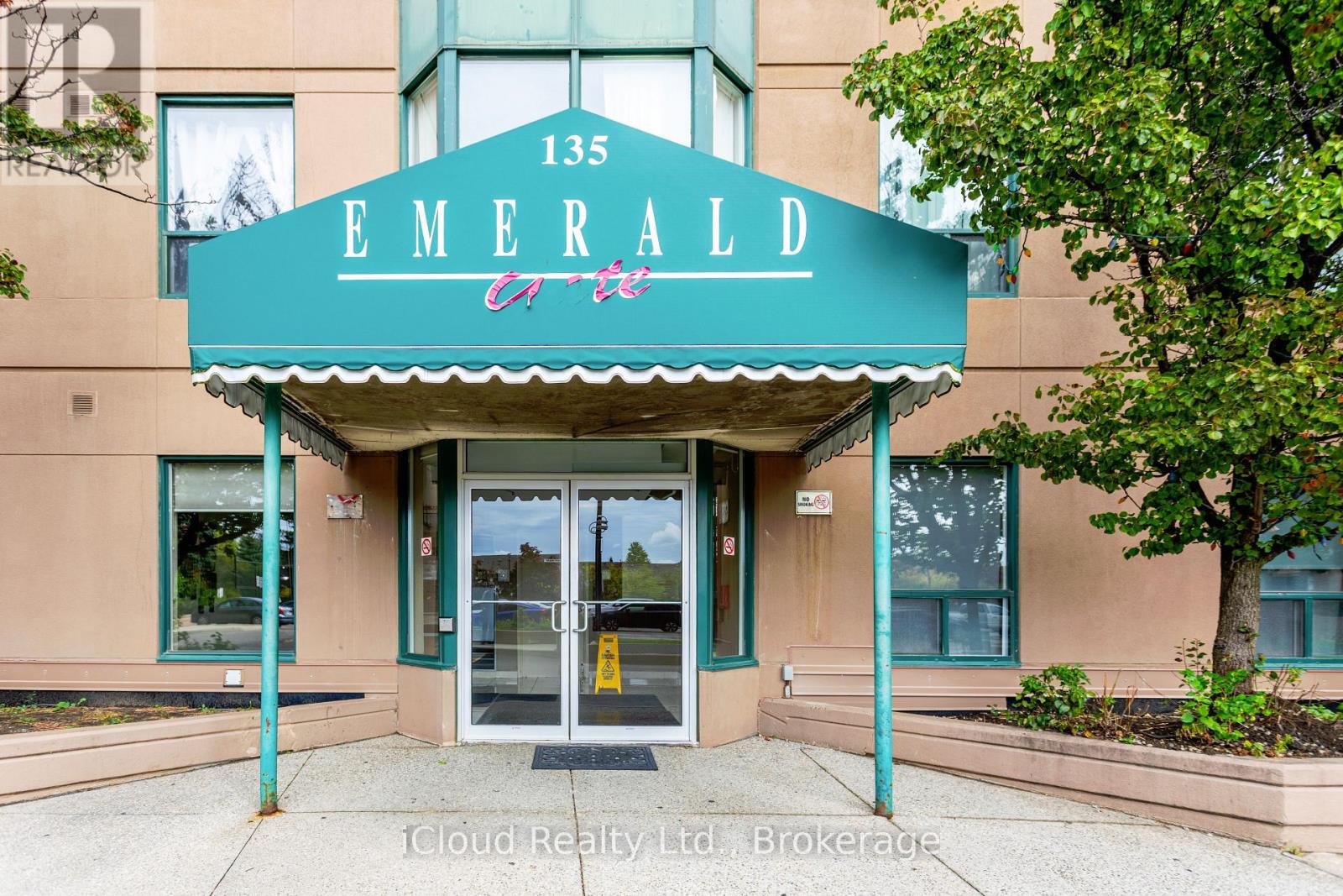 903 - 135 HILLCREST AVENUE, Mississauga, Ontario