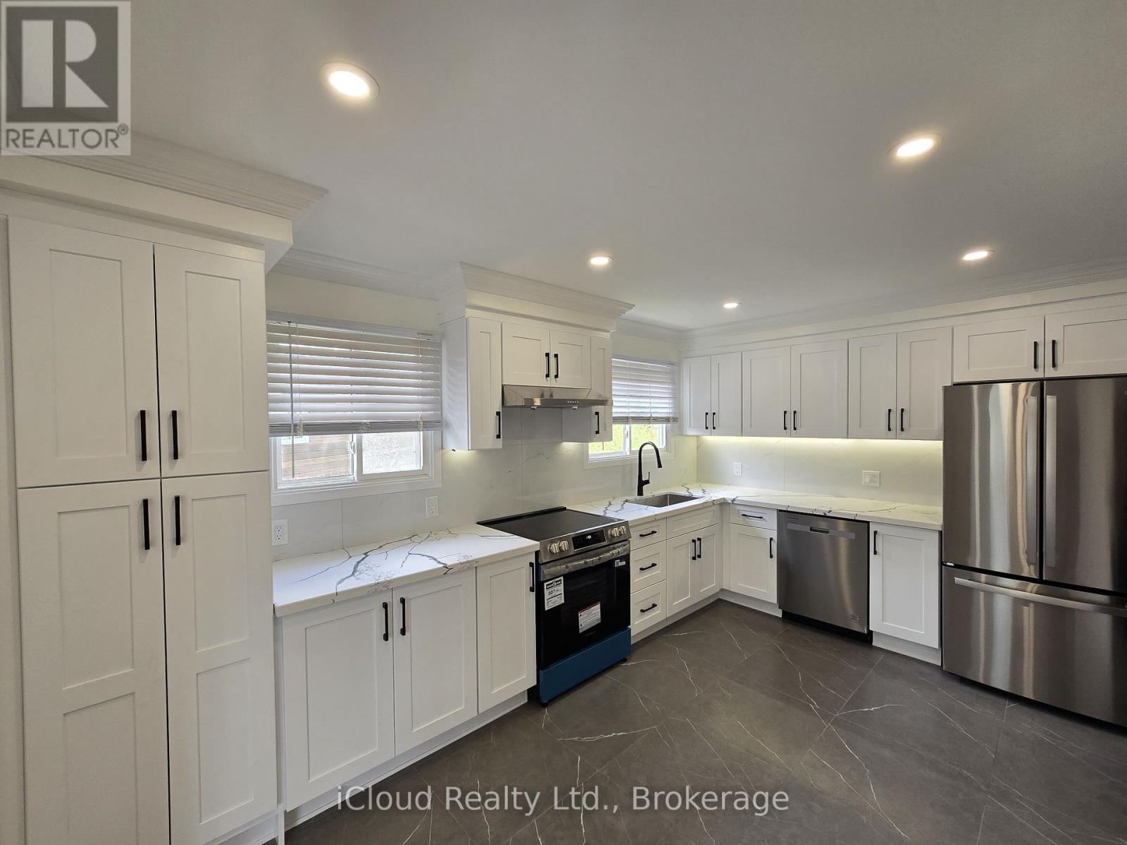 Main Floor - 2636 Crystalburn Avenue, Mississauga, Ontario  L5B 2N8 - Photo 2 - W13497680