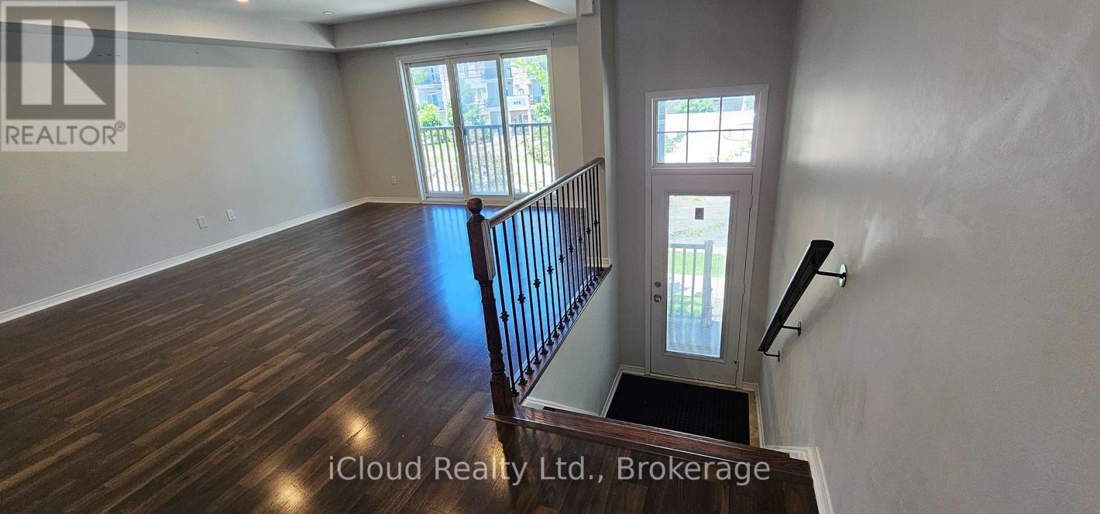 8 - 3070 Thomas Street, Mississauga, Ontario  L5M 0T2 - Photo 2 - W13456688