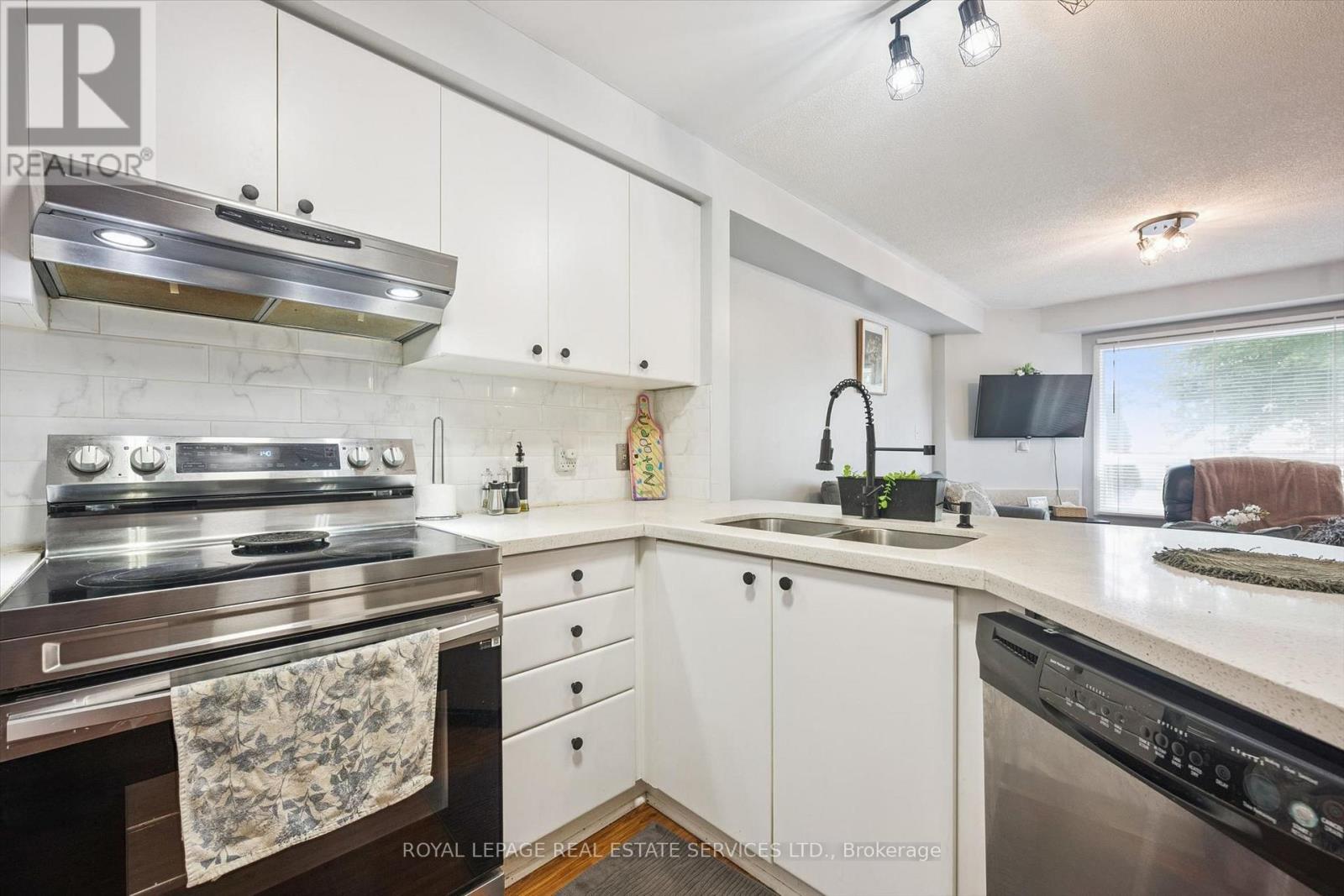 66 - 1240 Westview Terrace, Oakville, Ontario  L6M 3M4 - Photo 16 - W13706348
