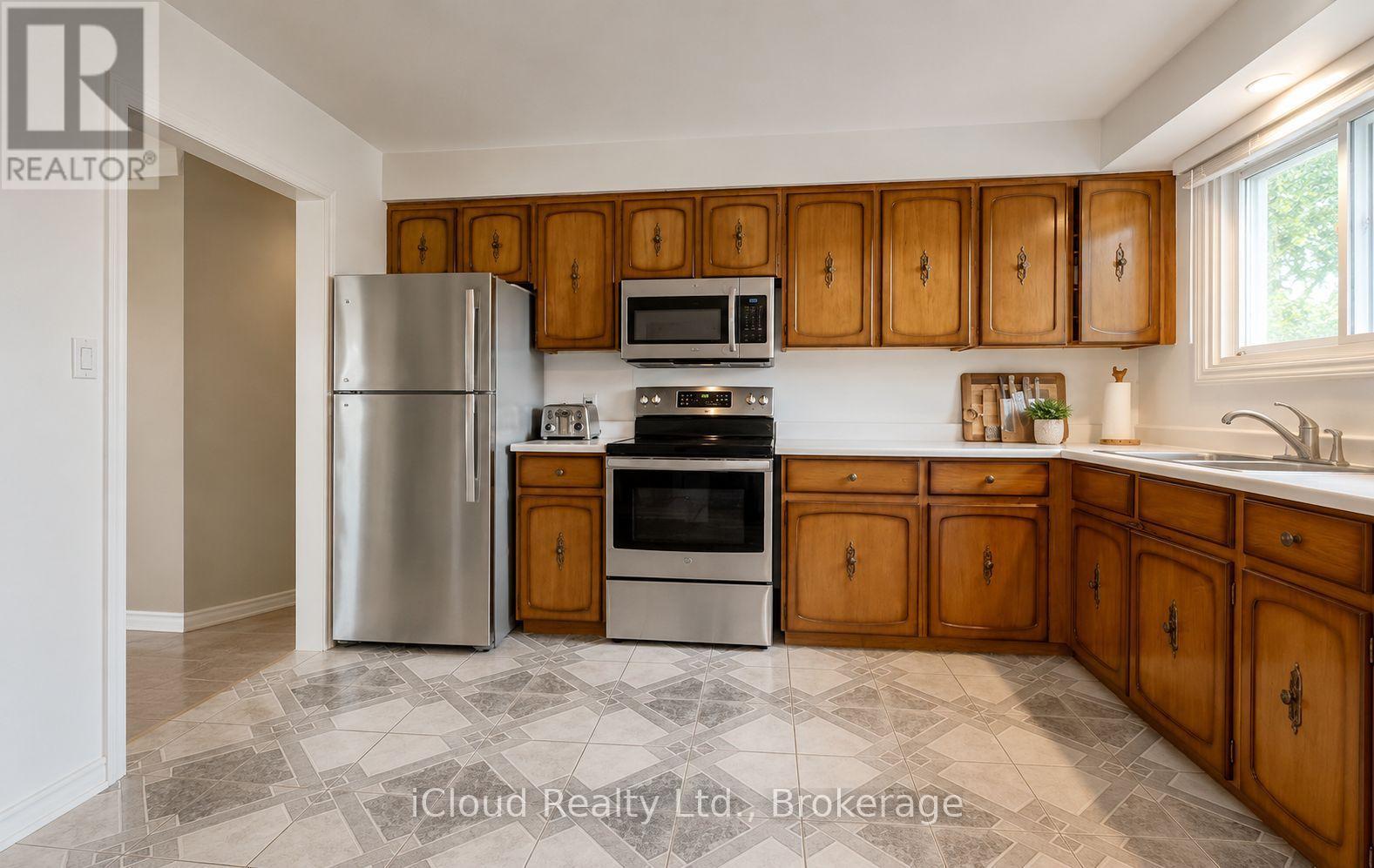 143 Morenz Crescent, Kingston, Ontario  K7K 2X4 - Photo 3 - X13640092