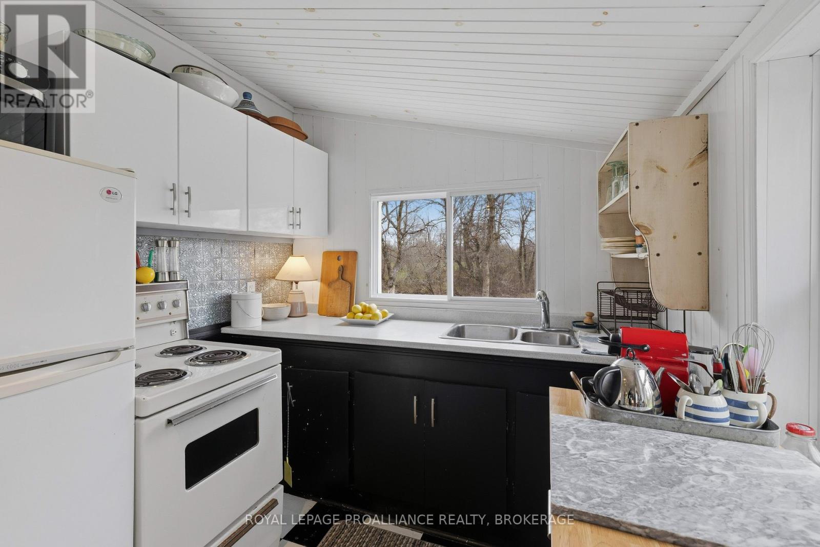 5954 First Lake Road, Frontenac, Ontario  K0H 2W0 - Photo 8 - X13520440