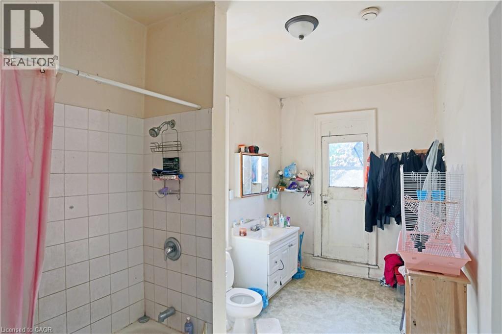 116 Weber Street E, Kitchener, Ontario  N2H 1C9 - Photo 17 - 40857921