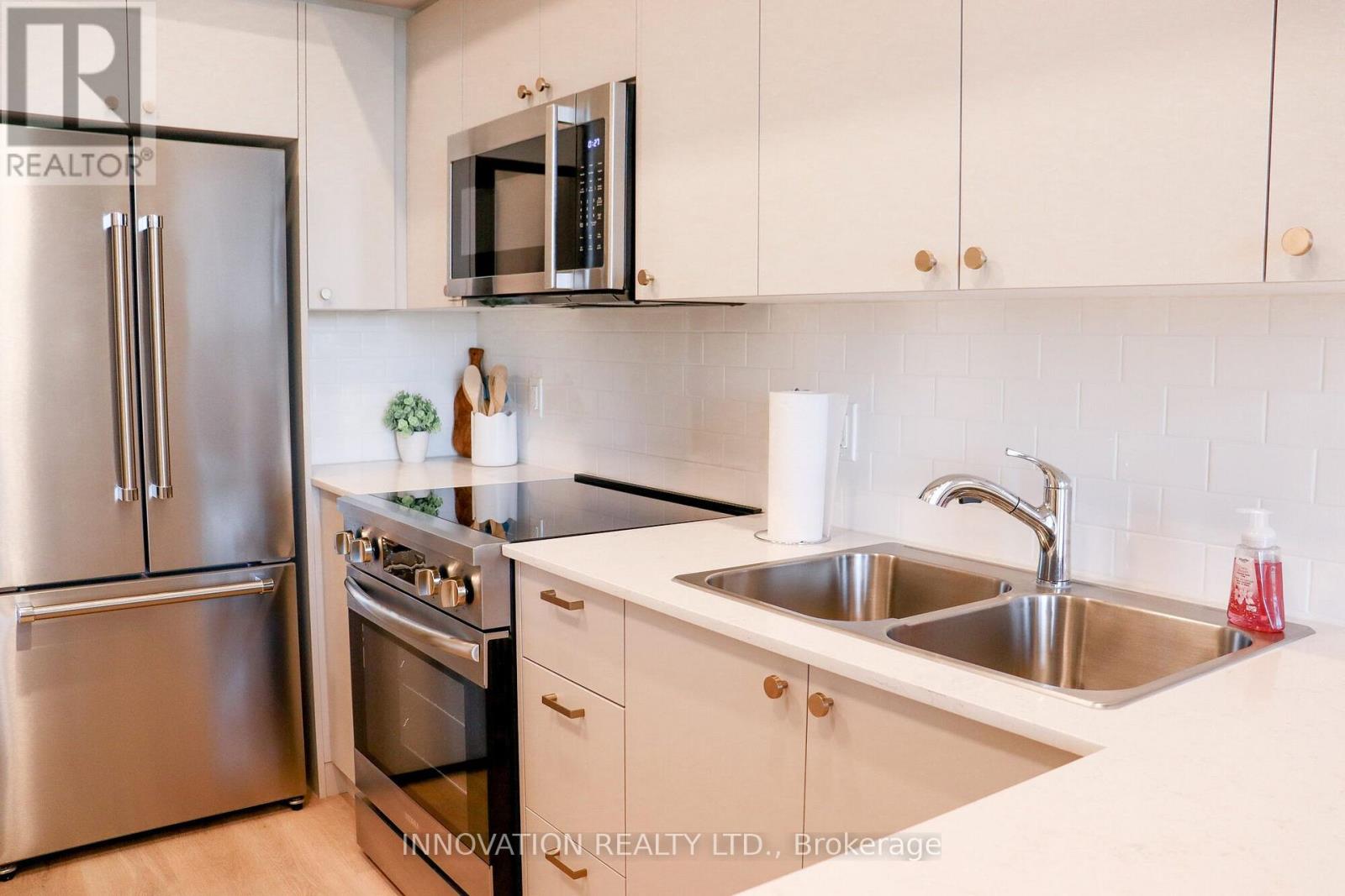 1 Bedroom + Den - 100 Pinehill Road, North Grenville, Ontario  K0G 1J0 - Photo 4 - X13439418