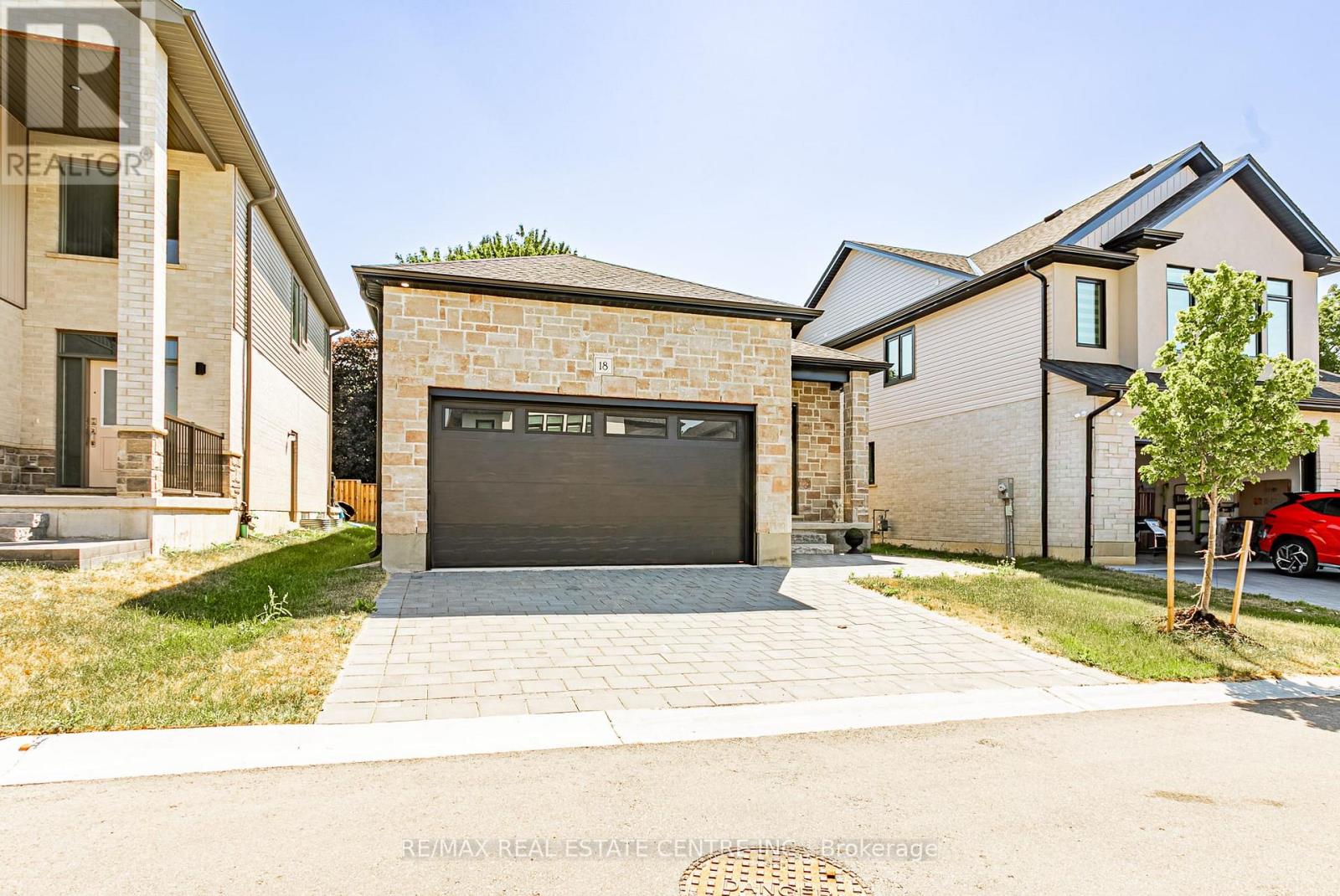 18 - 7966 FALLON DRIVE, Lucan Biddulph, Ontario