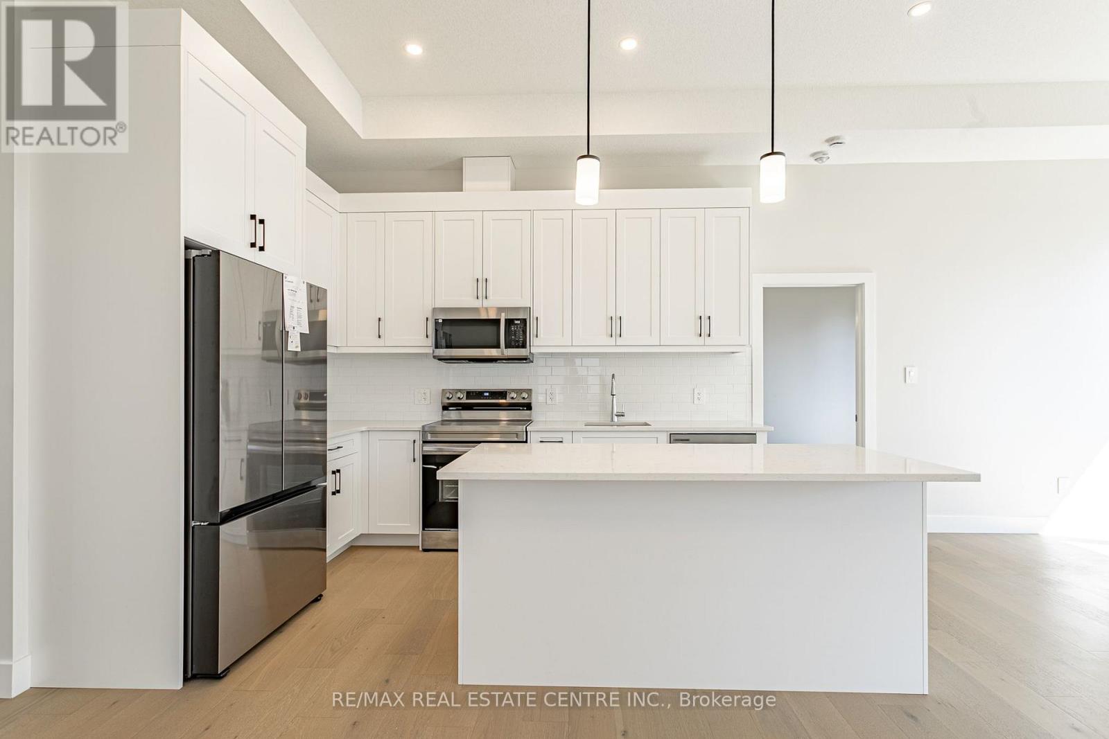 18 - 7966 Fallon Drive, Lucan Biddulph, Ontario  N0M 1V0 - Photo 11 - X13707204