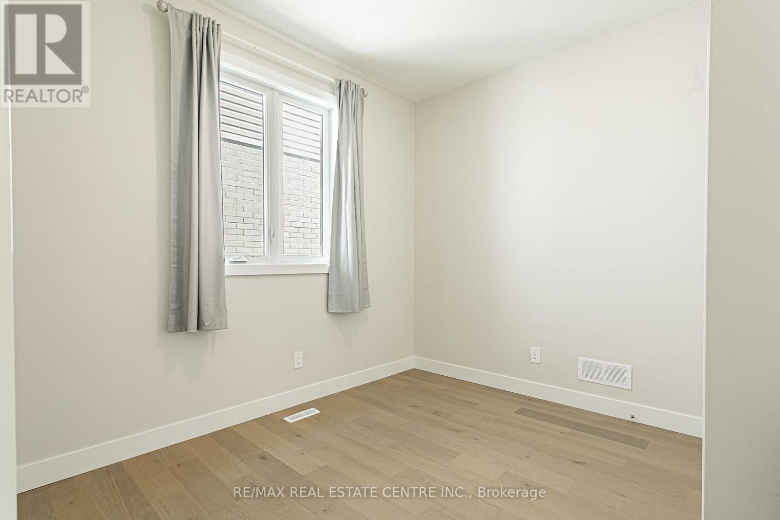 18 - 7966 Fallon Drive, Lucan Biddulph, Ontario  N0M 1V0 - Photo 14 - X13707204