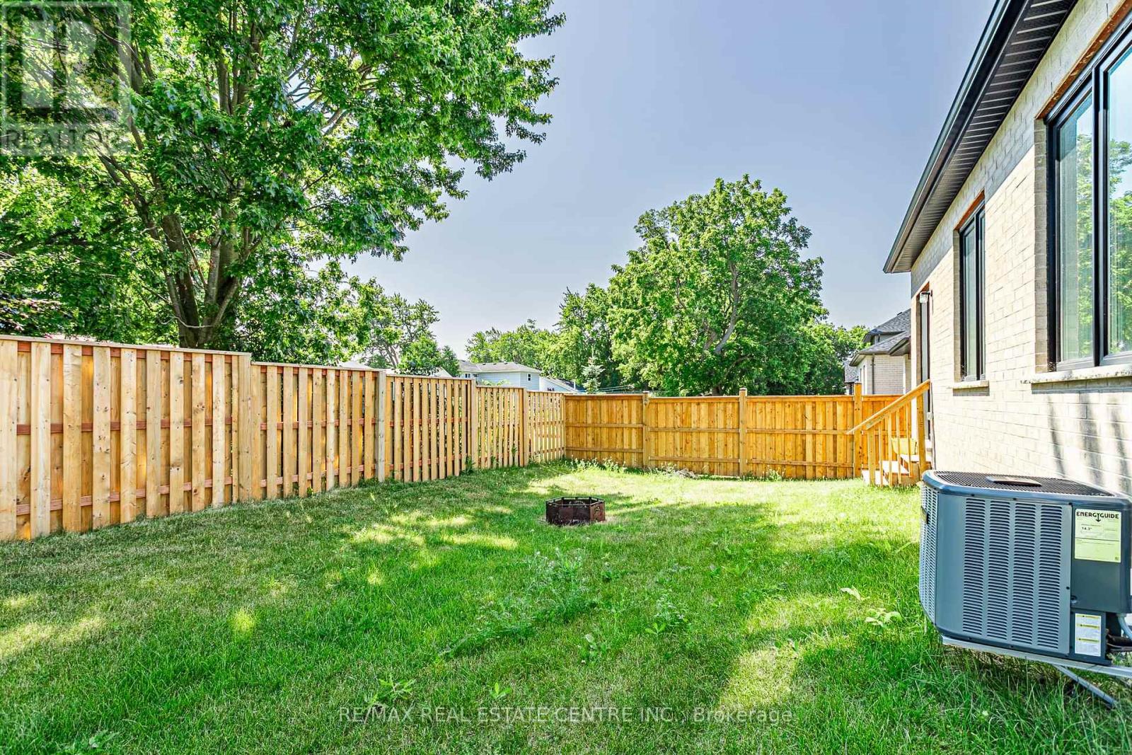 18 - 7966 Fallon Drive, Lucan Biddulph, Ontario  N0M 1V0 - Photo 23 - X13707204