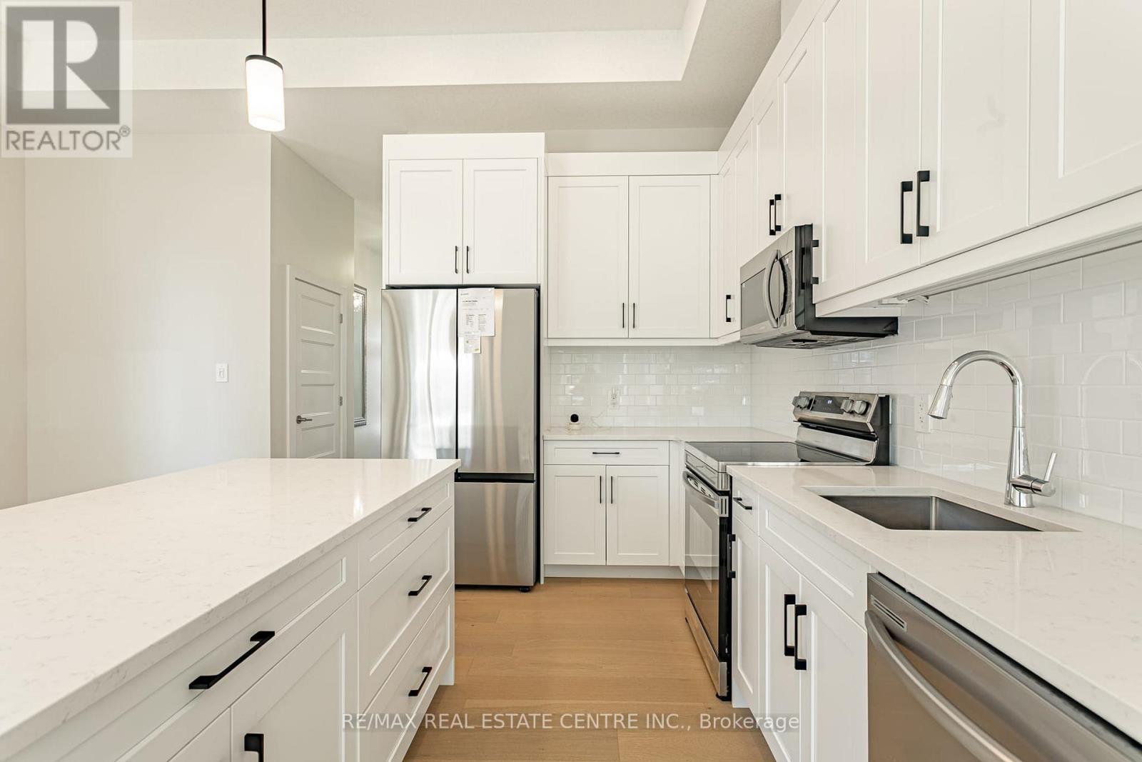 18 - 7966 Fallon Drive, Lucan Biddulph, Ontario  N0M 1V0 - Photo 6 - X13707204