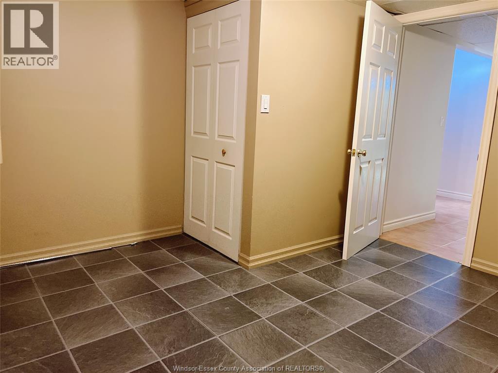 2620 Norfolk Street, Windsor, Ontario  N9E 4S4 - Photo 17 - 26020591