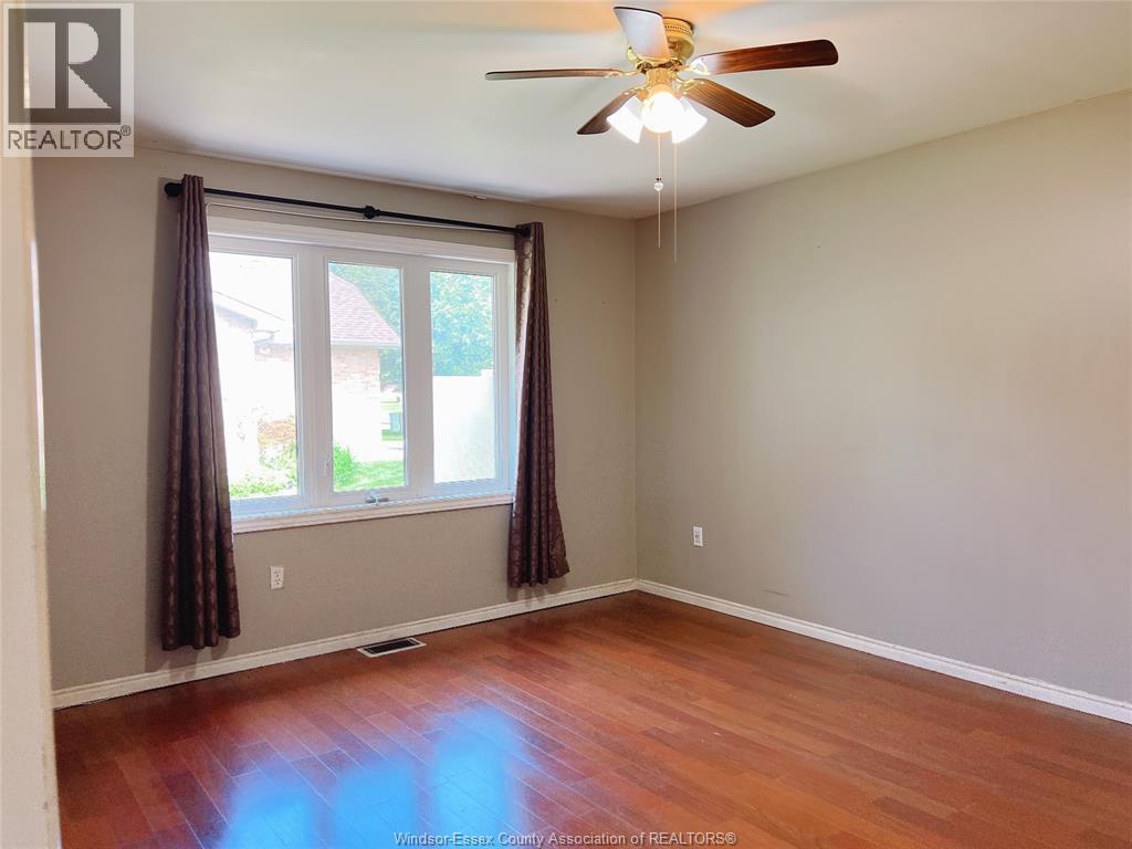 2620 Norfolk Street, Windsor, Ontario  N9E 4S4 - Photo 9 - 26020591