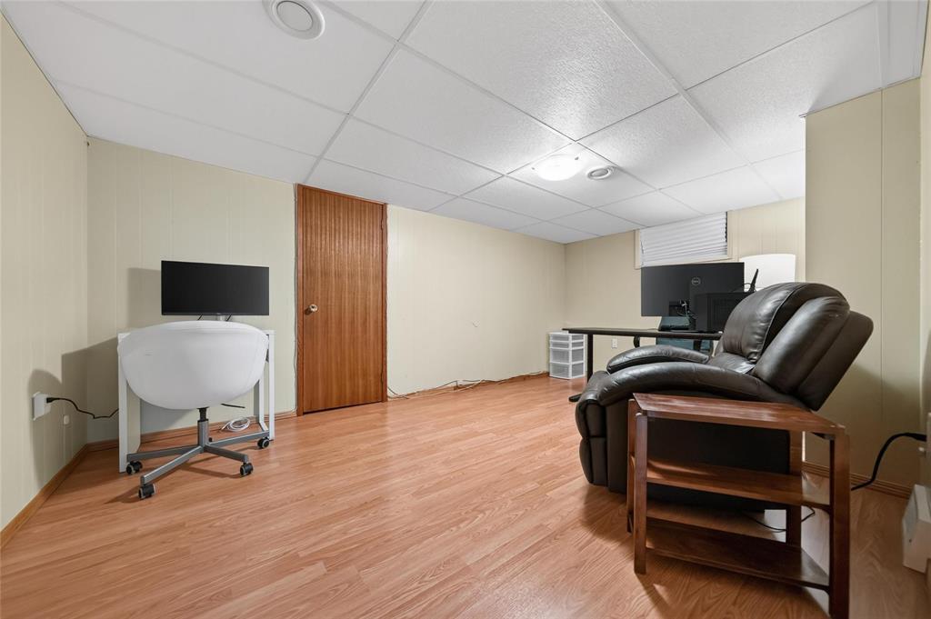 381 Smithfield Avenue, Winnipeg, Manitoba R2V 0E1 - Photo 21 - 202621217