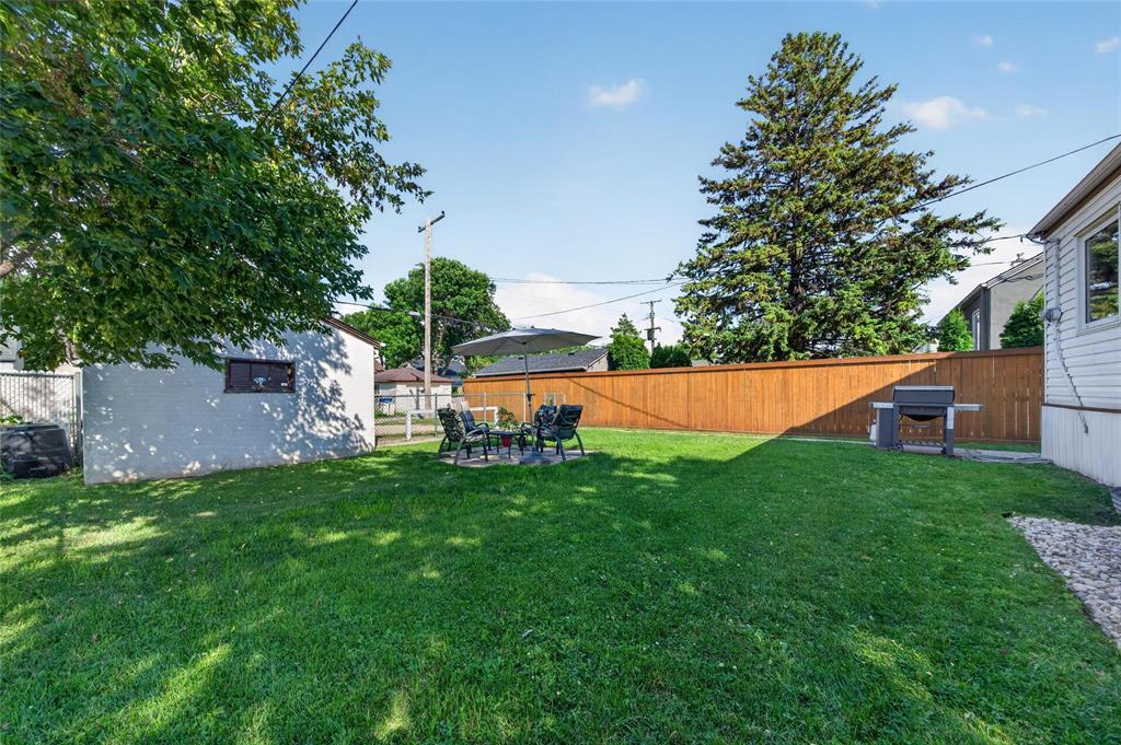 381 Smithfield Avenue, Winnipeg, Manitoba R2V 0E1 - Photo 27 - 202621217