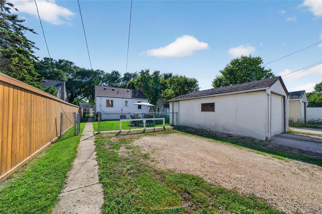 381 Smithfield Avenue, Winnipeg, Manitoba R2V 0E1 - Photo 30 - 202621217