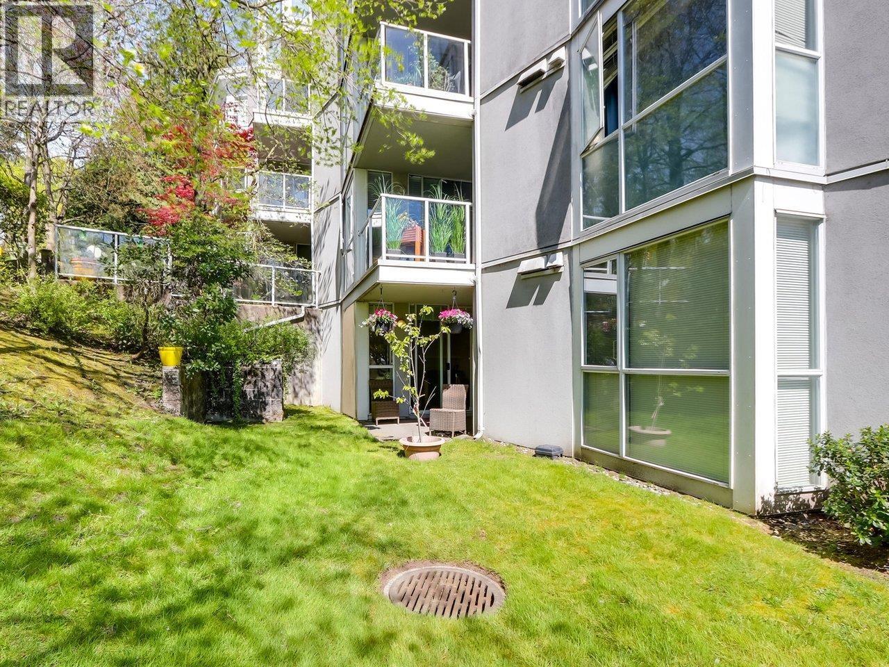 3 8420 Jellicoe Street, Vancouver, British Columbia  V5S 4T1 - Photo 2 - R3111948