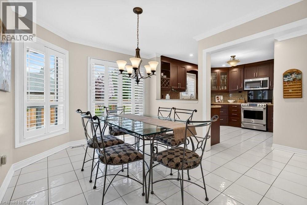 3334 Trelawny Circle, Mississauga, Ontario  L5N 6N5 - Photo 10 - 40843637