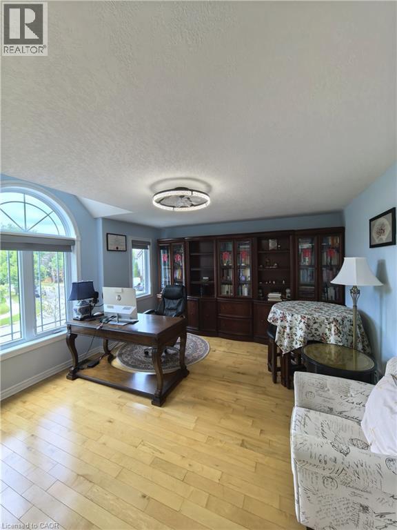 728 Munich Circle, Waterloo, Ontario  N2V 2N6 - Photo 18 - 40856499