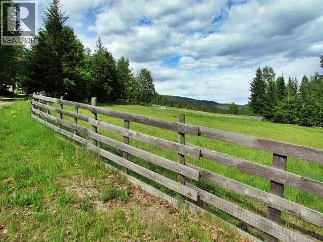 3437 Yellowhead Highway, Vavenby, British Columbia  V0E 3A0 - Photo 27 - 10388511
