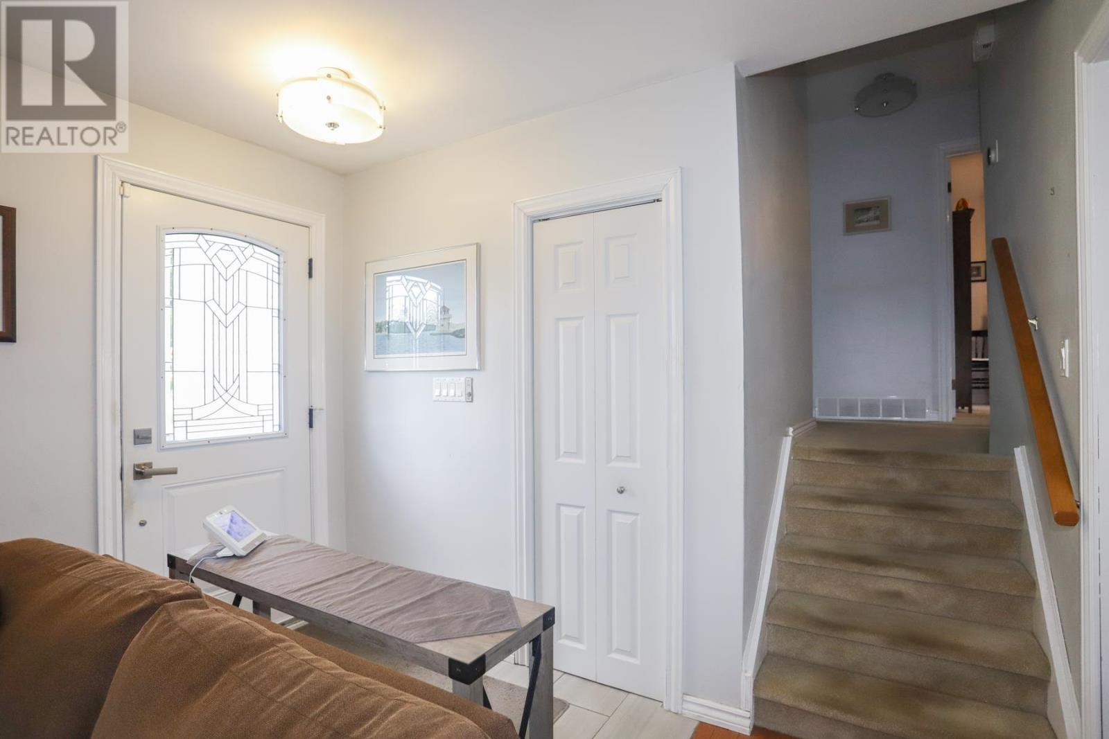 71 Dablon St, Sault Ste. Marie, Ontario  P6B 5E5 - Photo 3 - SM262236