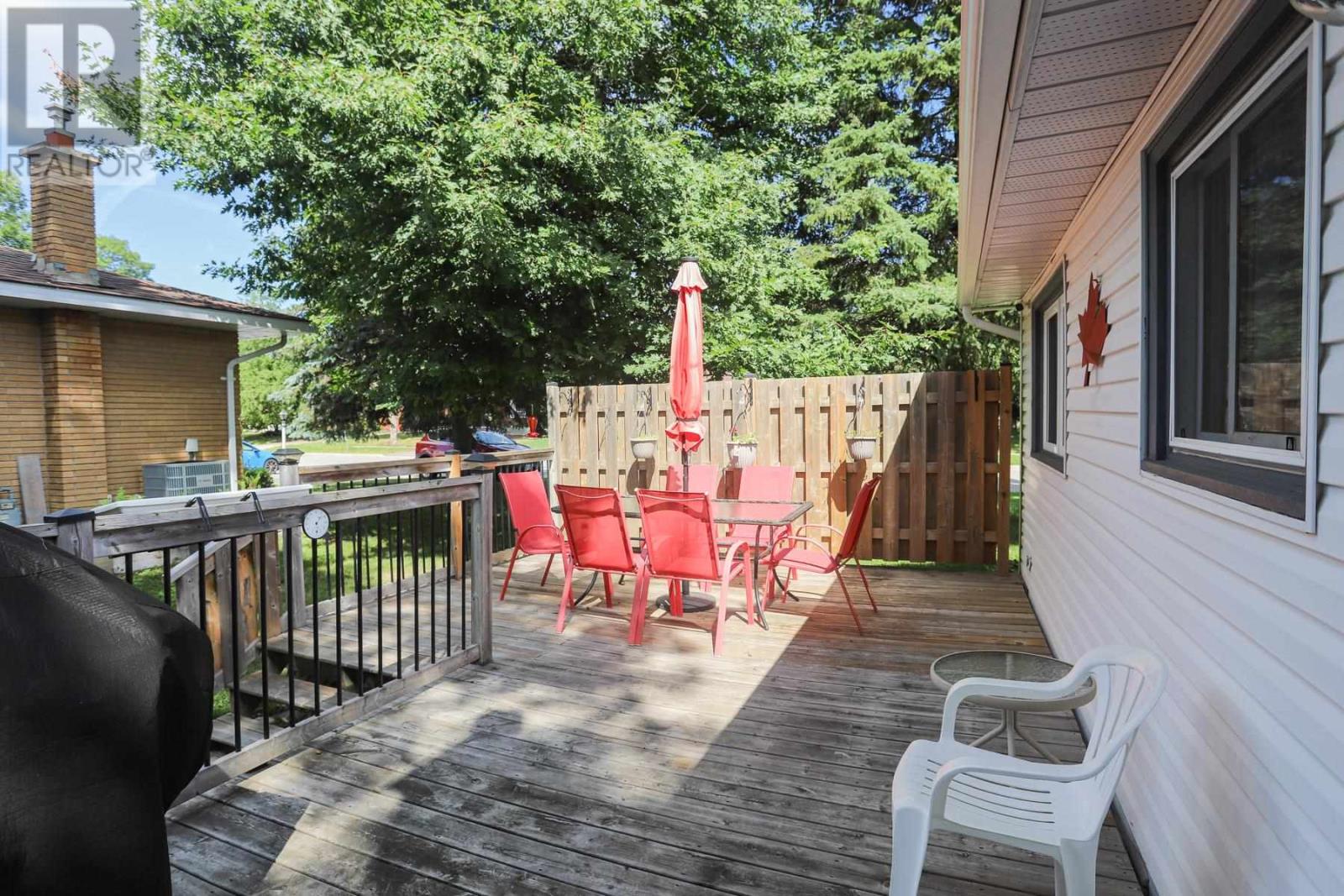 71 Dablon St, Sault Ste. Marie, Ontario  P6B 5E5 - Photo 39 - SM262236