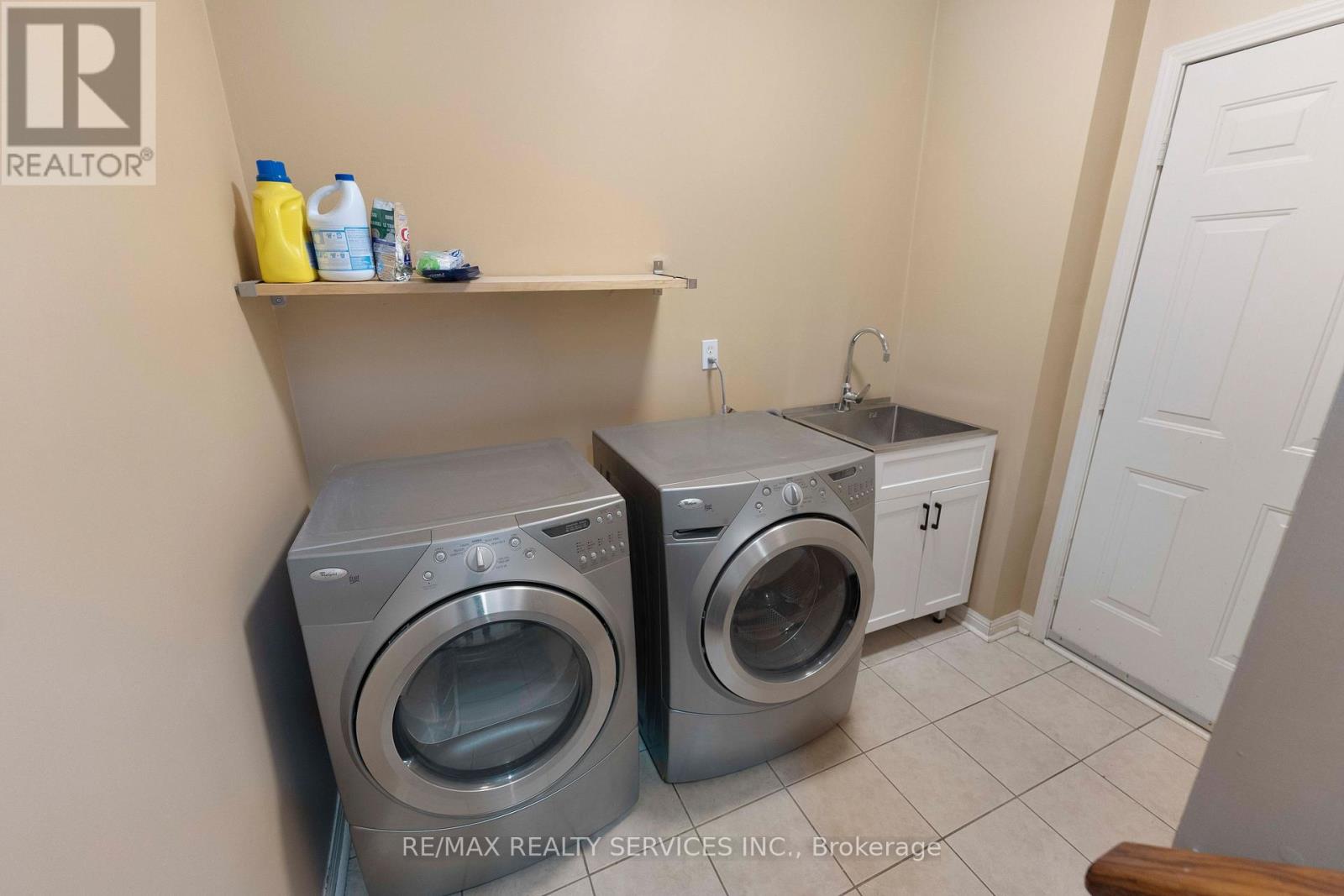 3696 Waterfall Crescent, Mississauga, Ontario  L5N 8G8 - Photo 15 - W13628986