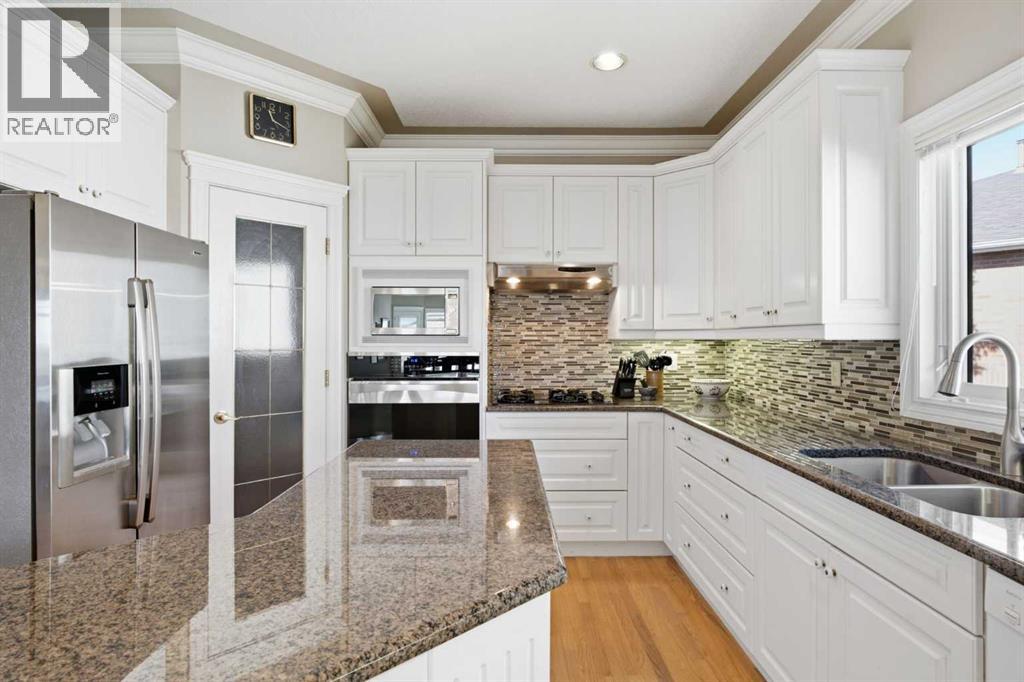 60 Prominence Point Sw, Calgary, Alberta  T3H 3E8 - Photo 5 - A2339682