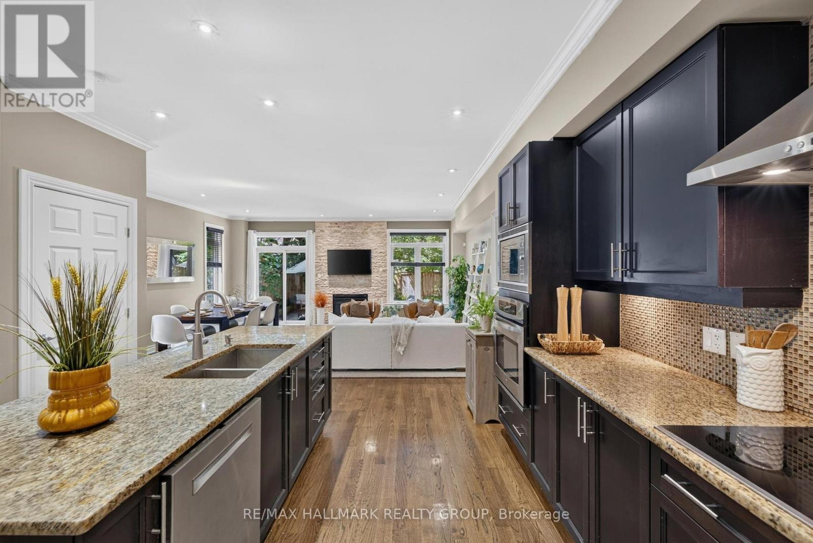 856 Norton Avenue, Ottawa, Ontario  K2B 5P6 - Photo 7 - X13705996