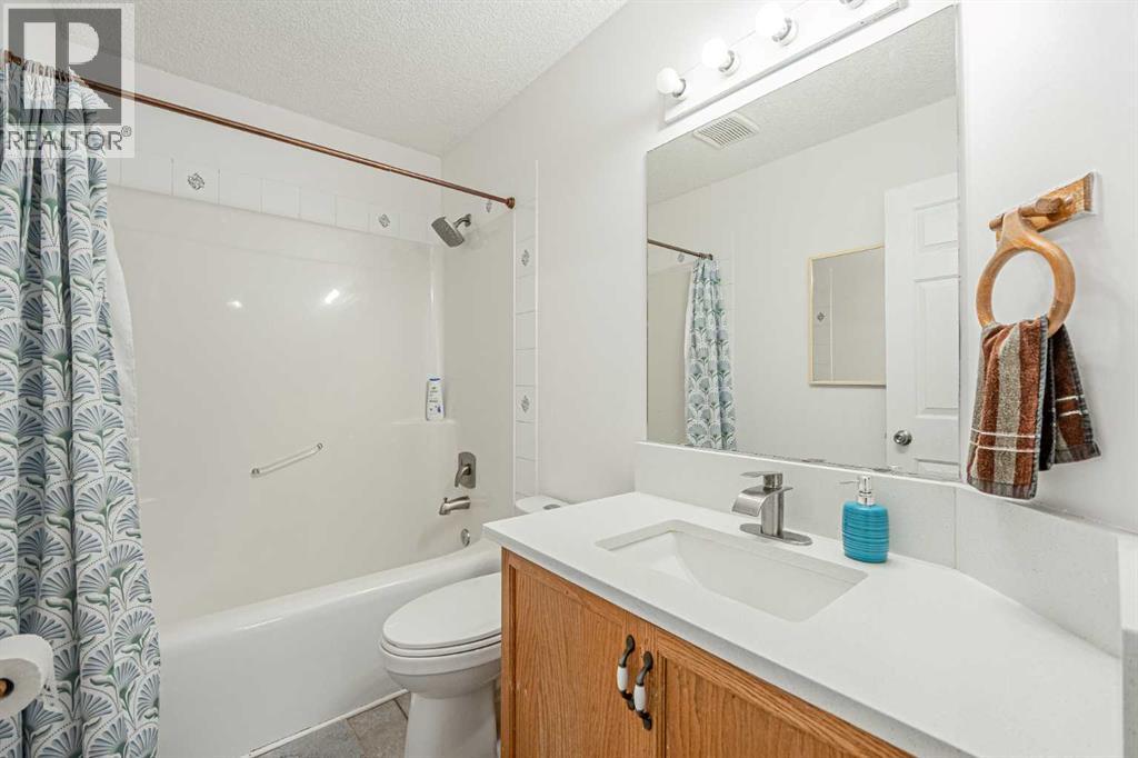 66 Martin Crossing Close NE, Calgary, Alberta  T3J 3S2 - Photo 19 - A2321908