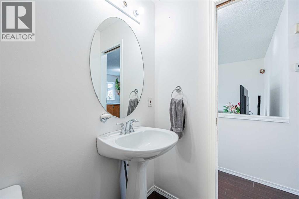 66 Martin Crossing Close NE, Calgary, Alberta  T3J 3S2 - Photo 10 - A2321908