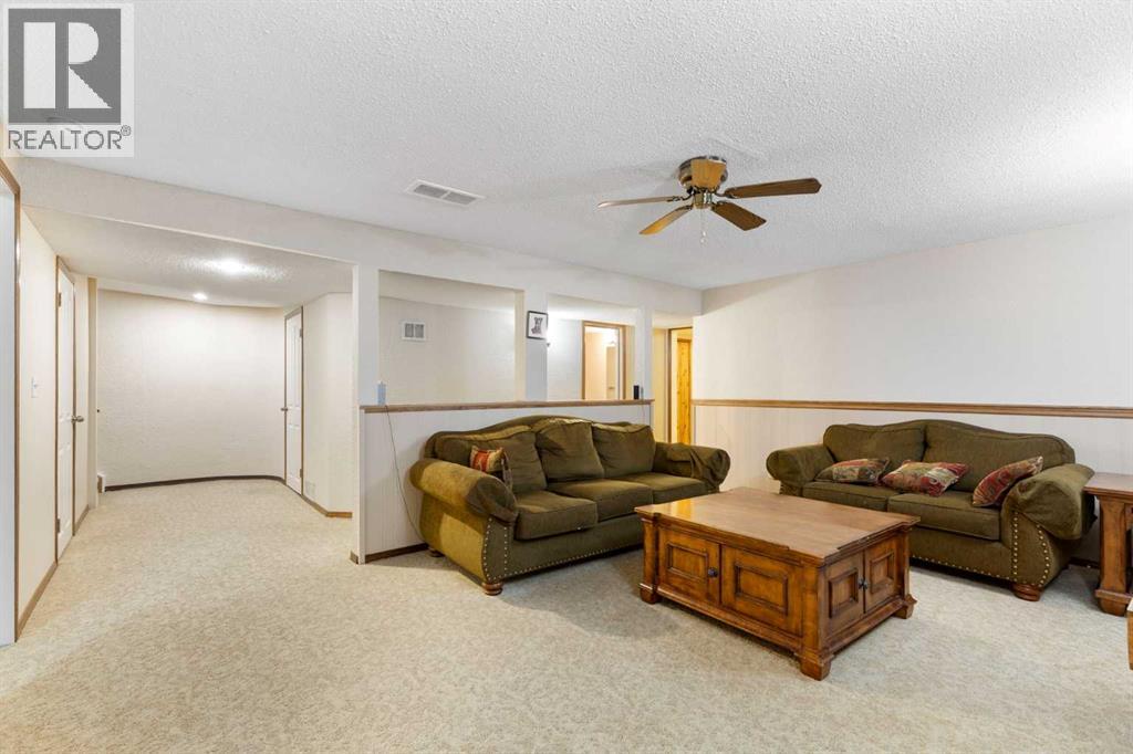 8419 Silver Springs Road NW, Calgary, Alberta  T3B 4A6 - Photo 26 - A2338586