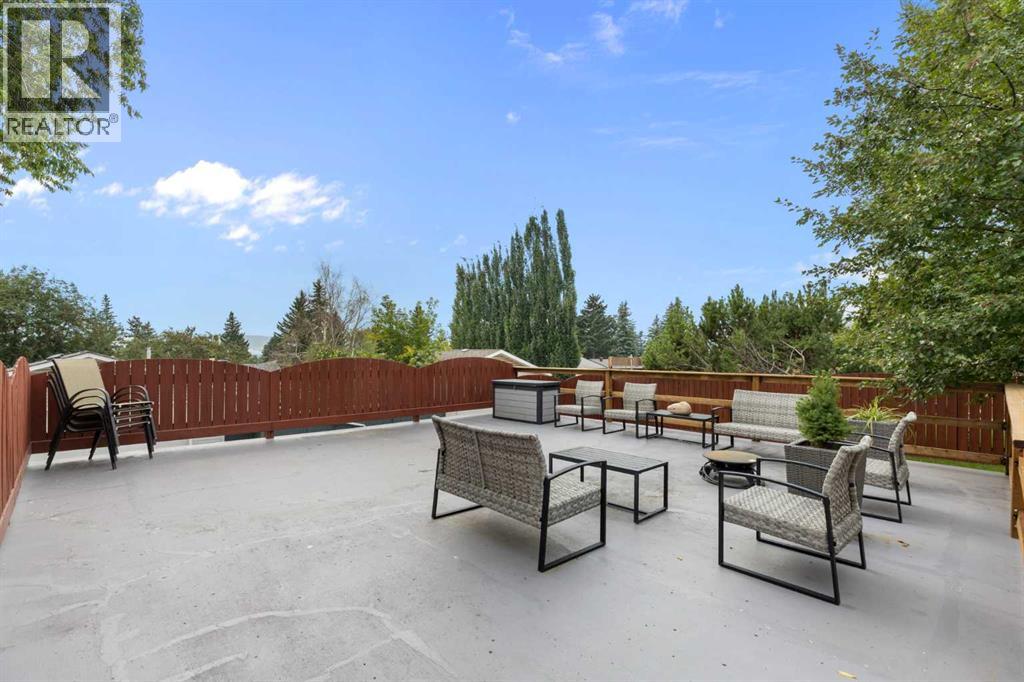 8419 Silver Springs Road NW, Calgary, Alberta  T3B 4A6 - Photo 39 - A2338586